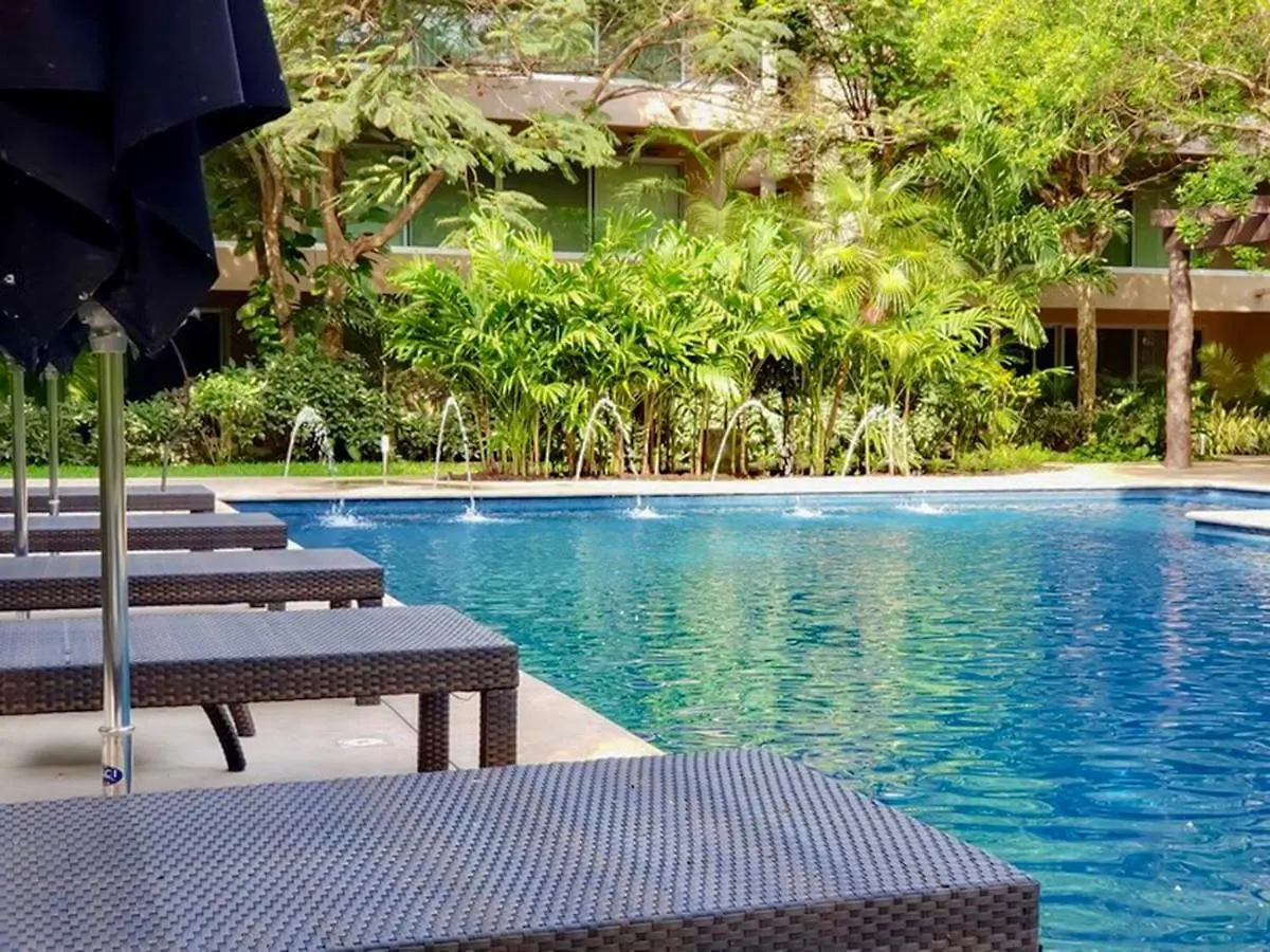 Condo Valentine 5 Star, 4 Pools, Gym, Concierge Services, 24-Hr Security Playa del Carmen Mexico
