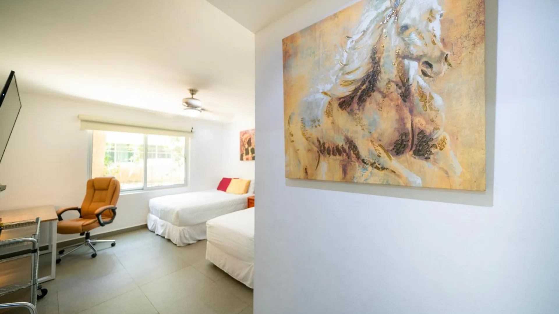 Condo Valentine 5 Star, 4 Pools, Gym, Concierge Services, 24-Hr Security Playa del Carmen 0*,