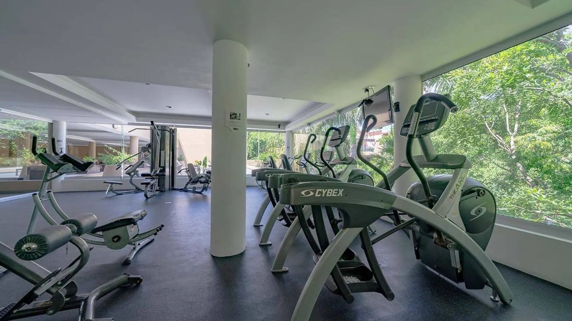 Condo Valentine 5 Star, 4 Pools, Gym, Concierge Services, 24-Hr Security Playa del Carmen 0*,