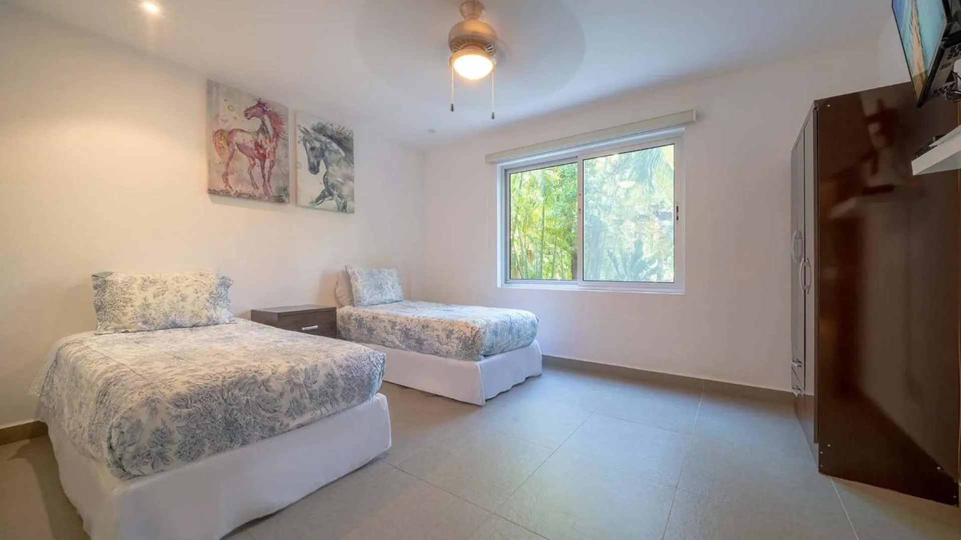 Condo Valentine 5 Star, 4 Pools, Gym, Concierge Services, 24-Hr Security プレヤデルカーメン