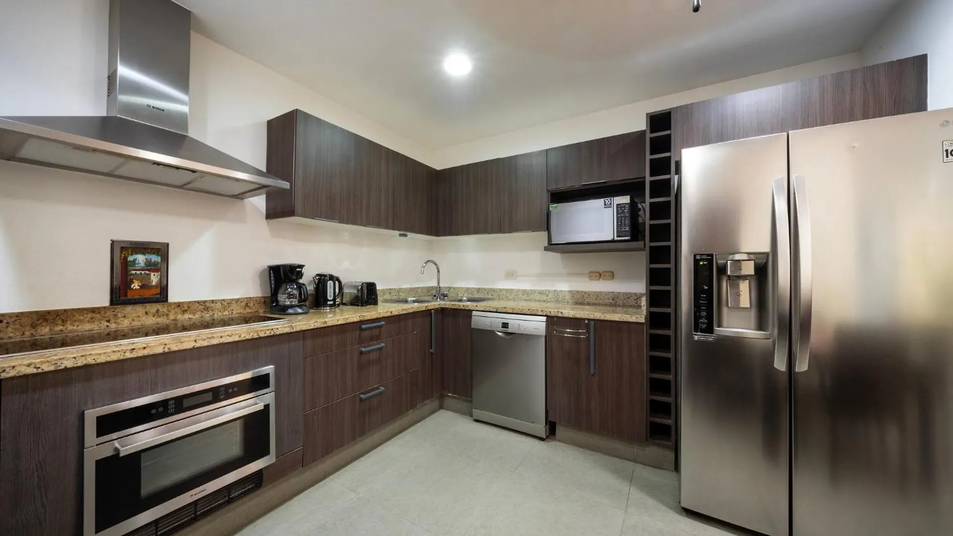 Condo Valentine 5 Star, 4 Pools, Gym, Concierge Services, 24-Hr Security Playa del Carmen Holiday home