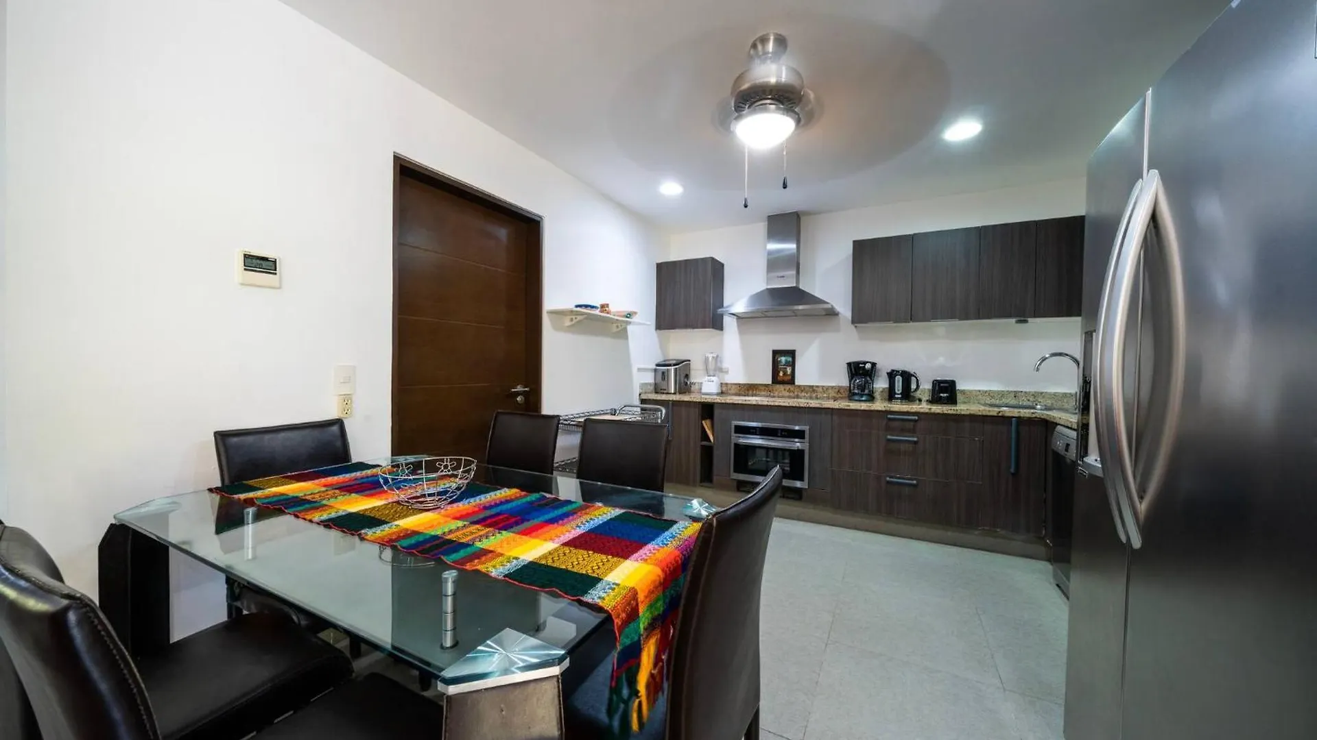 Holiday home Condo Valentine 5 Star, 4 Pools, Gym, Concierge Services, 24-Hr Security Playa del Carmen