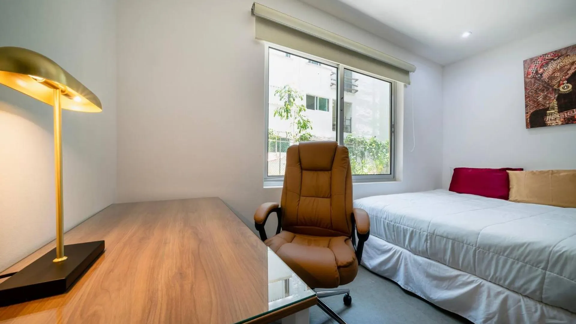 Condo Valentine 5 Star, 4 Pools, Gym, Concierge Services, 24-Hr Security Playa del Carmen Holiday home